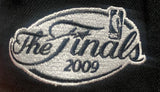 Mitchell and Ness Los Angeles Lakers Black and White 2009 NBA Finals Patch Pro Pinch Fit Snapback Cap